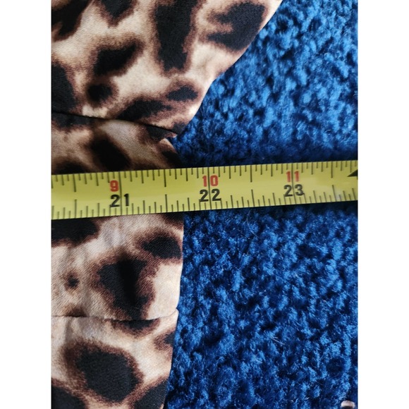 Torrid Leopard Print Long Sleeve Womens Blouse 00 - Picture 7 of 7